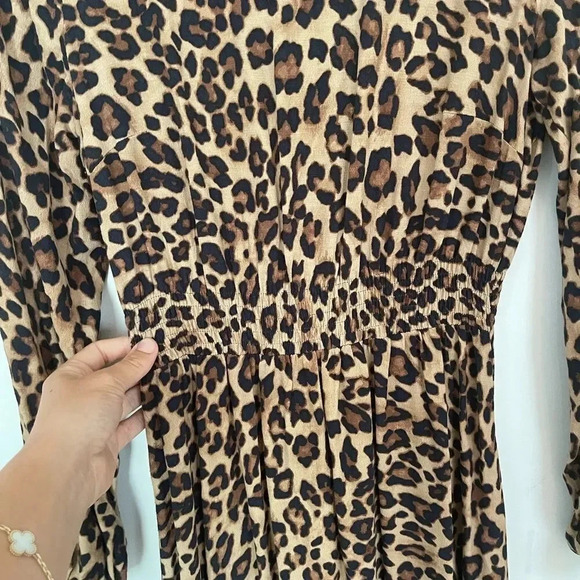 H&M Leopard Maxi Print Dress, Excellent Condition🐆Worn 2 times - Picture 7 of 9
